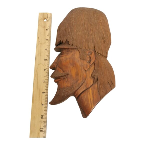 Courier de Bois Canada Wood Carving Art 10 in Art Quebec Handmade John Millar - Picture 3 of 5